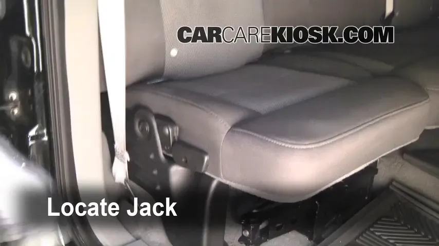 2006 Ford F-150 XLT 5.4L V8 Extended Cab Pickup (4 Door) Jack Up Car
